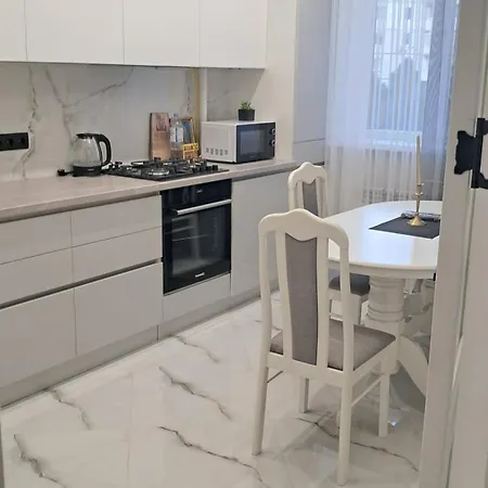 Airport-hotel 60 Apartment *